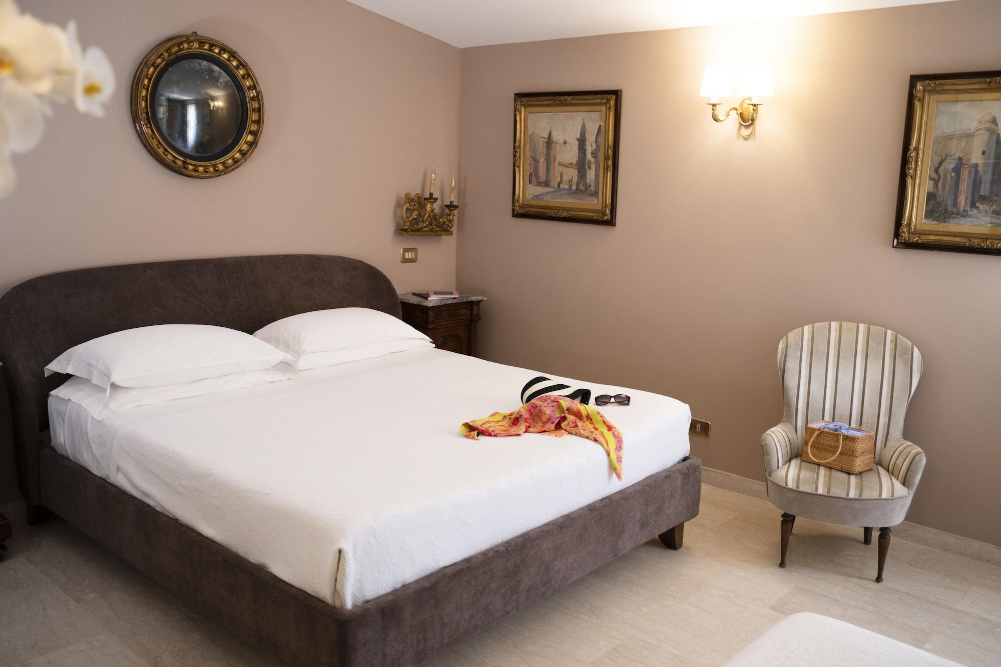 Hotel Villa Taormina 4* Taormine